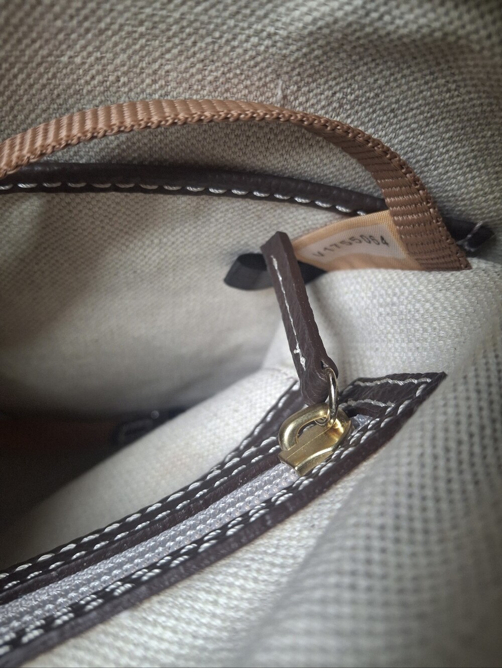 DOONEY & BOURKE The "Lucca" Leather Crossbody - Brown Tmoro - Picture 8 of 13